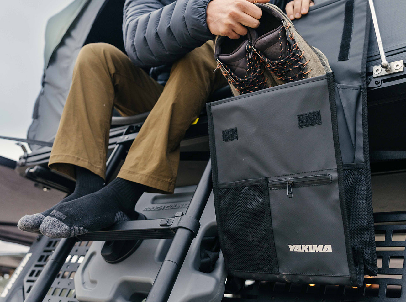 Yakima SkyPeak HD Premium Hardshell Rooftop Tent