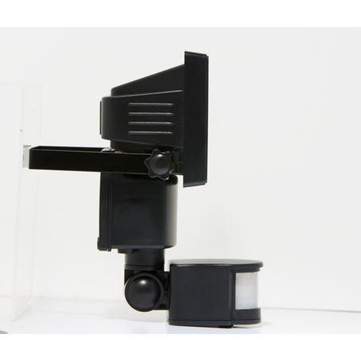 Gearup 500 Lumens Solar Security Light GUSSL500LM