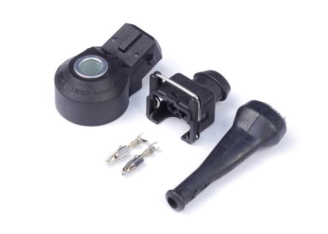 Haltech HT-011100 Knock Sensor Genuine Bosch 8mm (5/16") mounting bolt (inc plug & pins)