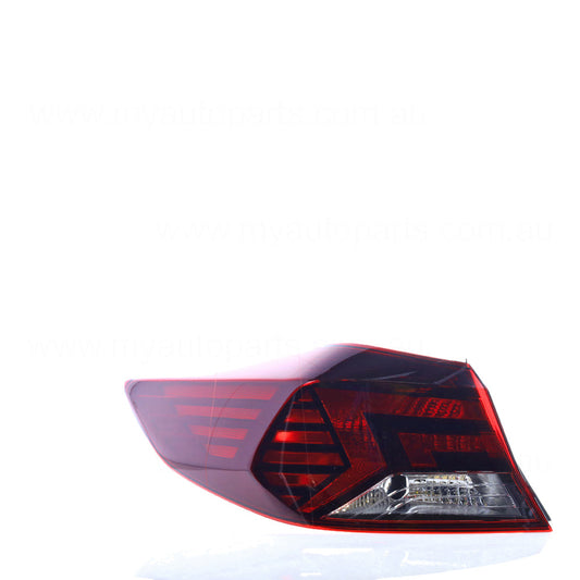 APG All Crash Hyundai Elantra Certified Aftermarket Tail Lamp Passenger Side 10/2018 to / - 92401-F2500 HLJ-21043LHQ