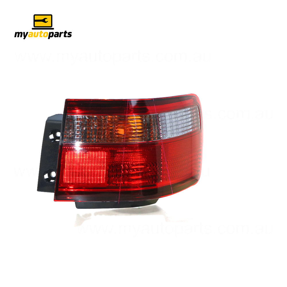 APG All Crash Red/Clear Tail Lamp Drivers Side OEM Suits Toyota Camry MCV20R/SXV20R 1997 to 2002 TSE-21045RHG