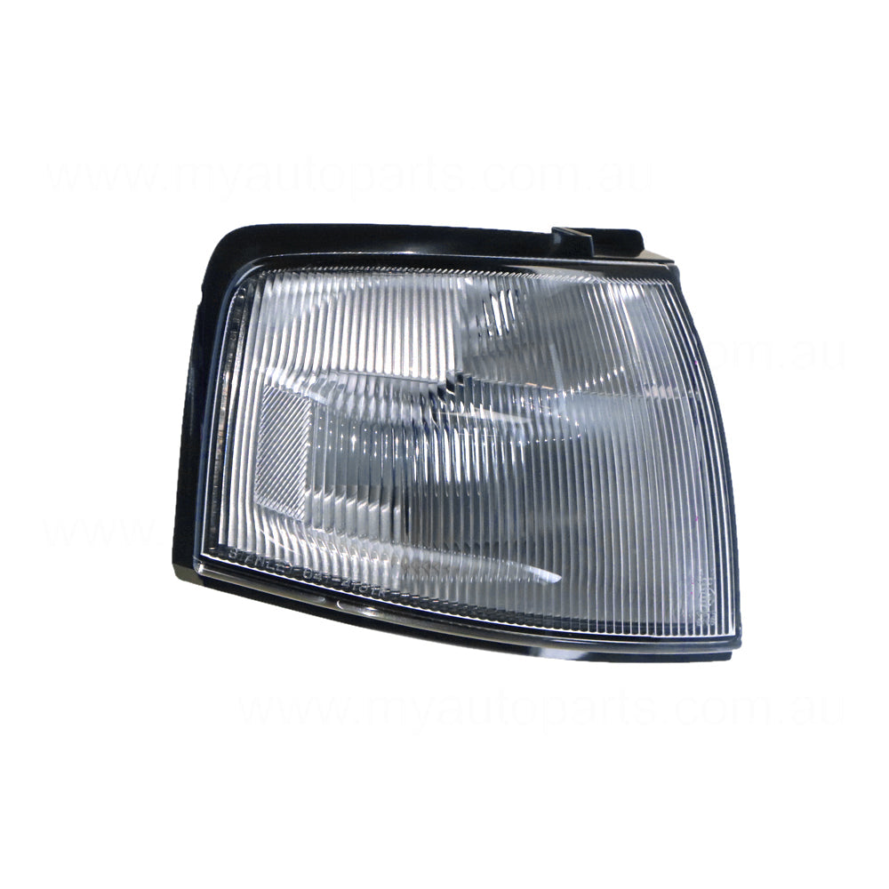 APG All Crash Front Park / Indicator Lamp Drivers Side OEM Suits Mazda 121 Metro DW 11/1996 to 2/2000 MDW-21010RHG