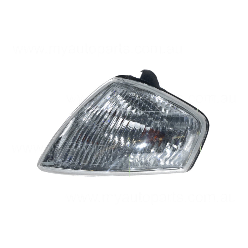 APG All Crash Front Park / Indicator Lamp Passenger Side OEM Suits Mazda 323 BJ 1998 to 2001 MBK-21010LHG