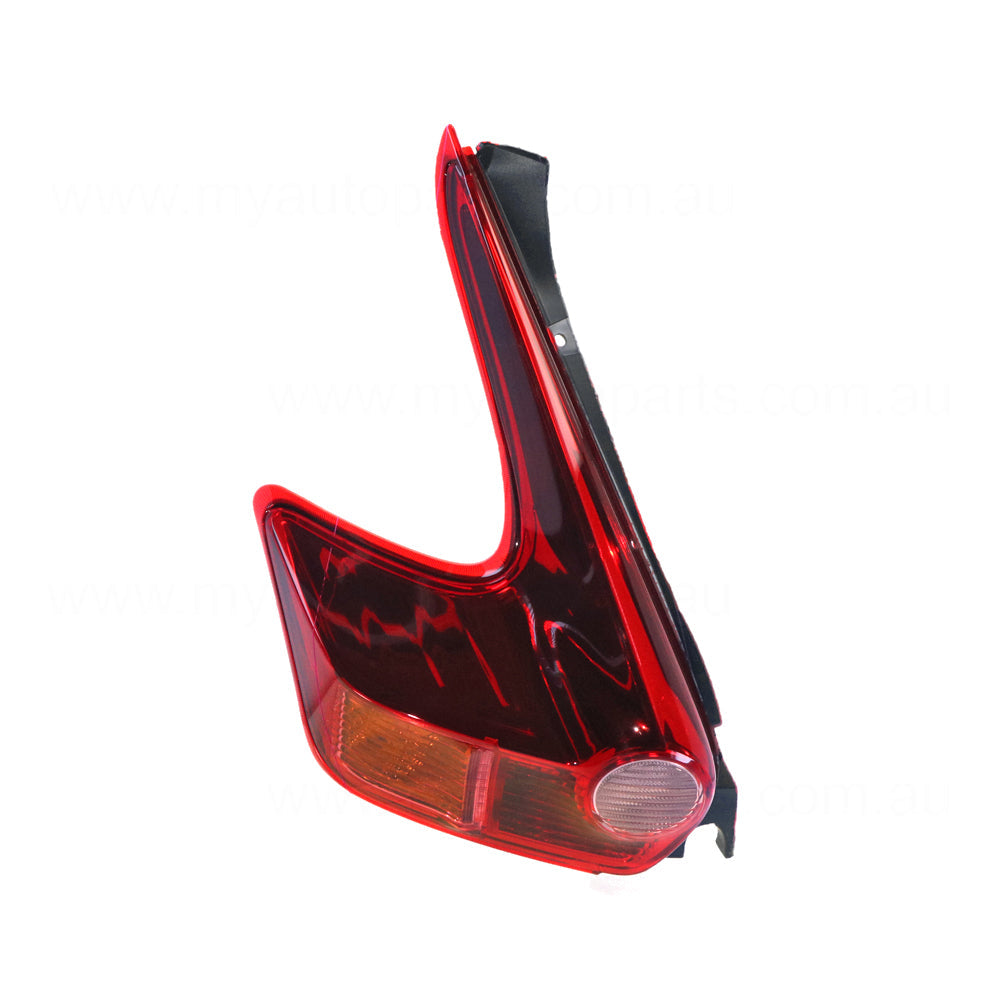 APG All Crash Tail Lamp Passenger Side OEM Suits Nissan Juke F15 2013 to 2014 NJA-21040LHG