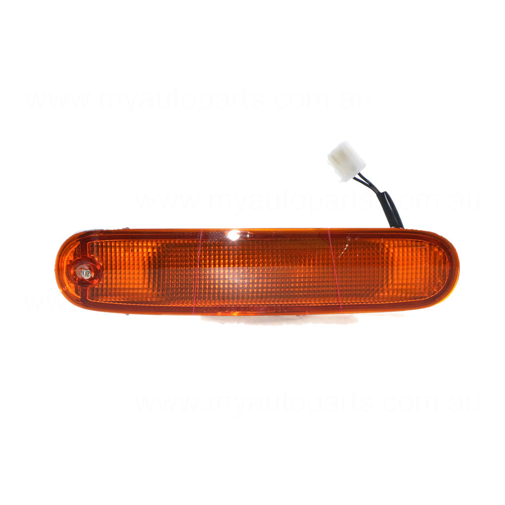 APG All Crash Front Bar Park / Indicator Lamp Drivers Side OEM Suits Mazda 121 DA; DB DB 1990 to 1997 MDB-21020RHG