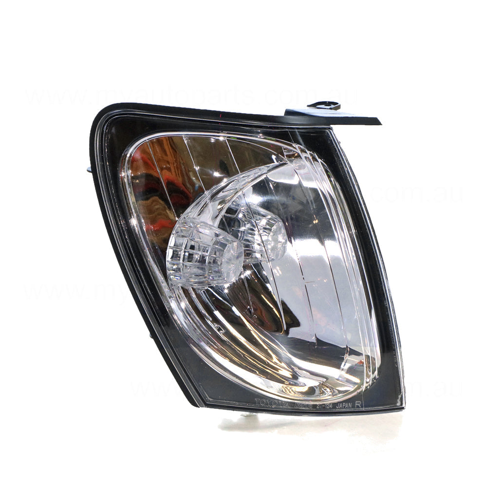 APG All Crash Front Park / Indicator Lamp Drivers Side OEM Suits Toyota Townace KR42R/SR40R/YR22R 1997 to 2001 TAD-21011RHG