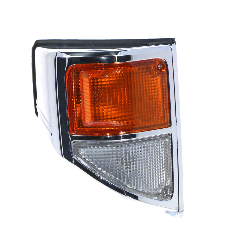 APG All Crash Front Park / Indicator Lamp Drivers Side OEM Suits Toyota Landcruiser FZJ79R/HZJ79R/HDJ79R 1999 to 2007 TLD-21013RHG