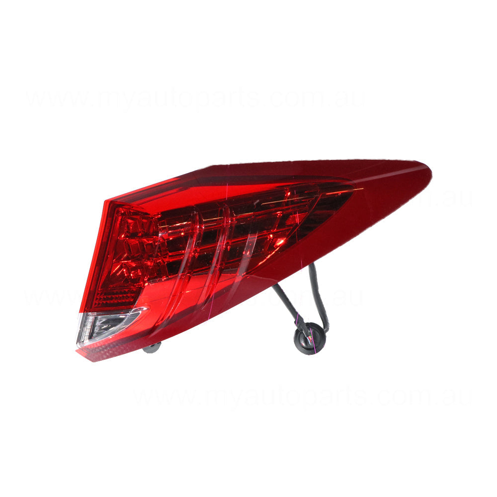 APG All Crash Tail Lamp Drivers Side OEM Suits Honda Civic VTi-S/VTi-L FK 2012 to 2015 OCP-21041RHG