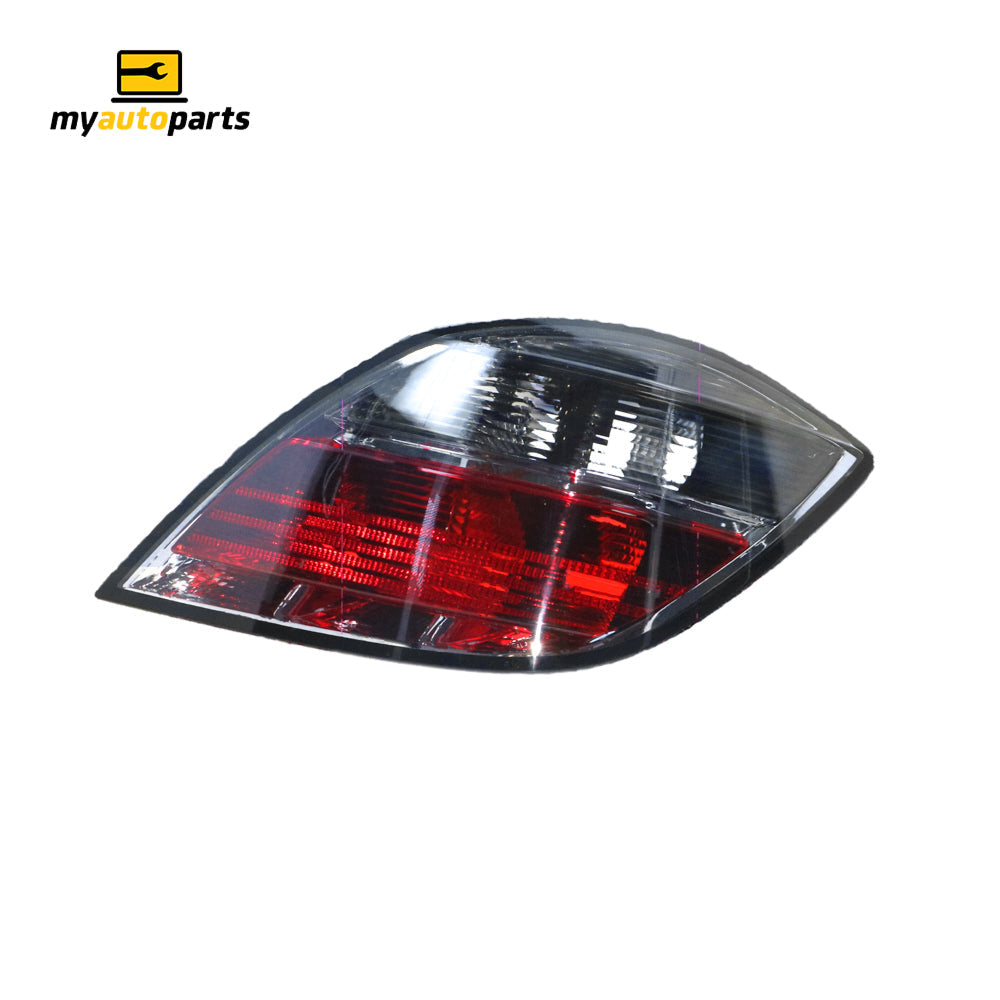 APG All Crash Tail Lamp Drivers Side Certified Suits Holden Astra AH 5 Door Hatch 11/2006 to 8/2009 GLJ-21045RHQ