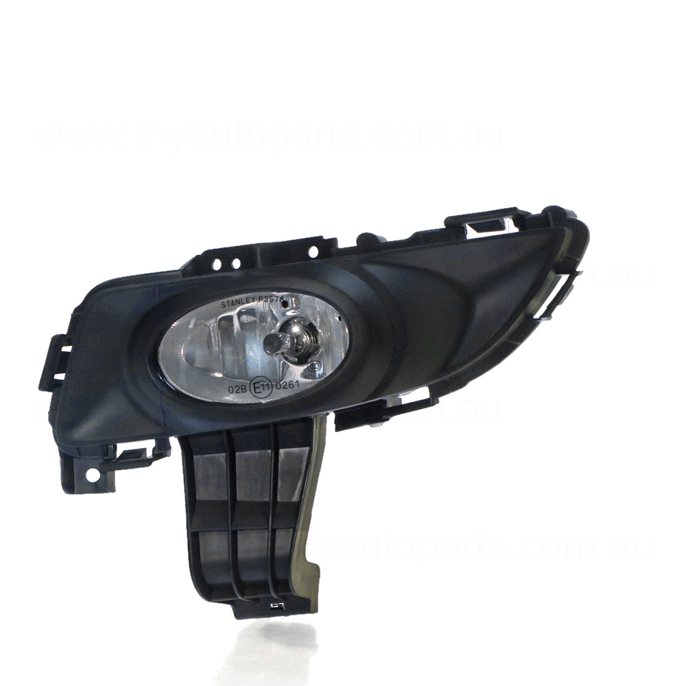 APG All Crash Fog Lamp Passenger Side OEM Suits Mazda 3 BK Sedan 2004 to 2006 MBN-21060LHG