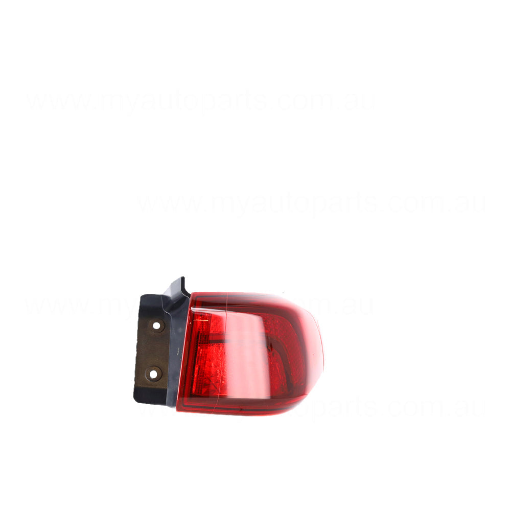 APG All Crash Hyundai Kona OEM Tail Lamp Drivers Side 12/2020 to 04/2023 - 92402J9500 HUD-21040RHG