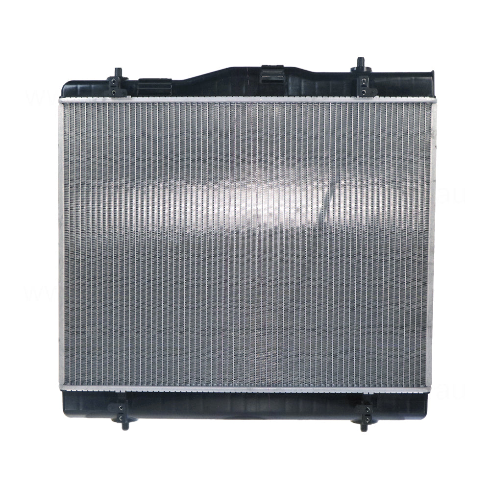 APG Radiator suits Toyota Hiace fits 2.7L 2TR 4Cyl Petrol Automatic, built from 12/2004 to end of model THD-34001