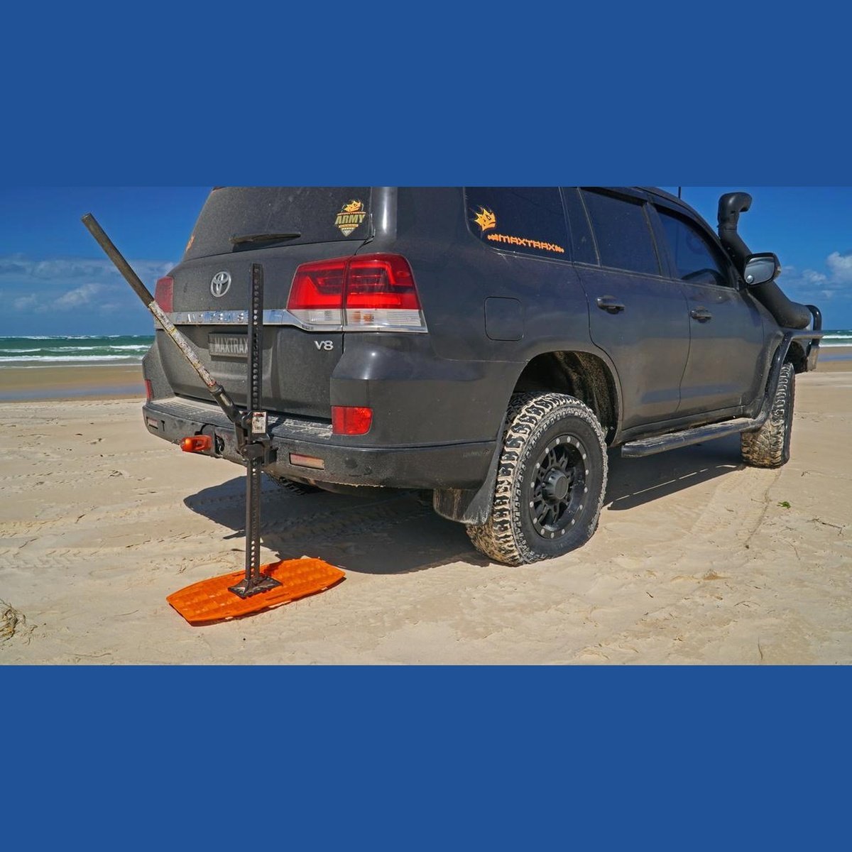 MAXTRAX Signature Orange Mini 4WD Recovery Tracks & Jaxbase