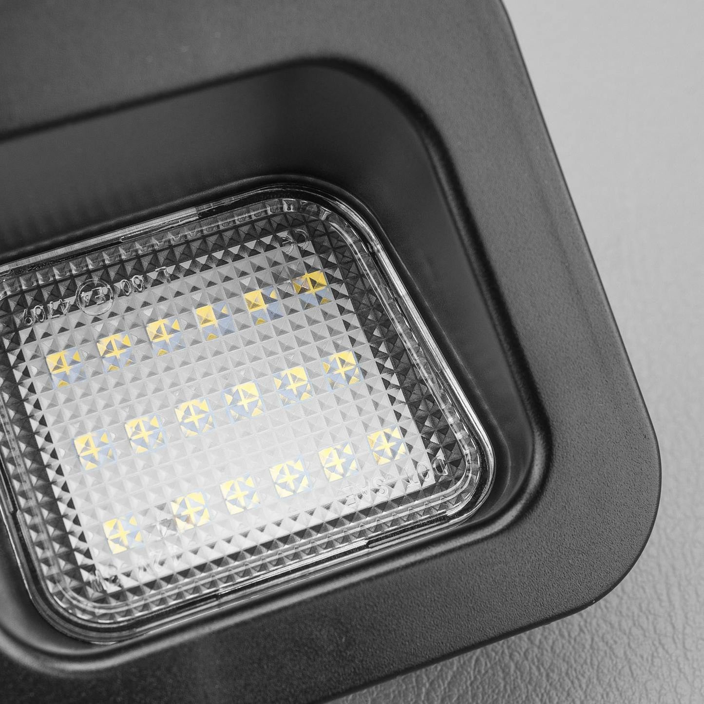 STEDI LED License plate light RAM 1500 2500 LEDCONVRAMLCNS