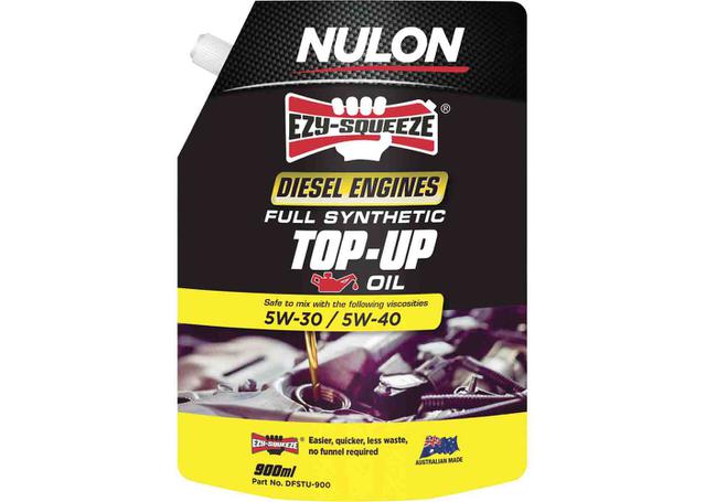 Nulon EZY-SQUEEZE Diesel Engine Premium Engine Oil Top-Up 900ml Full Synthetic DFSTU-900