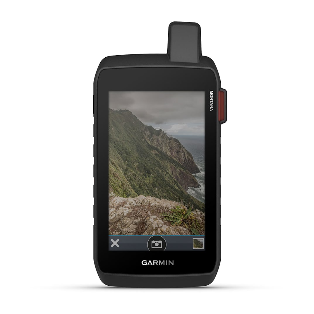 Garmin Montana 760i Rugged GPS Touchscreen Handheld with inReach Technology and 8-megapixel Camera