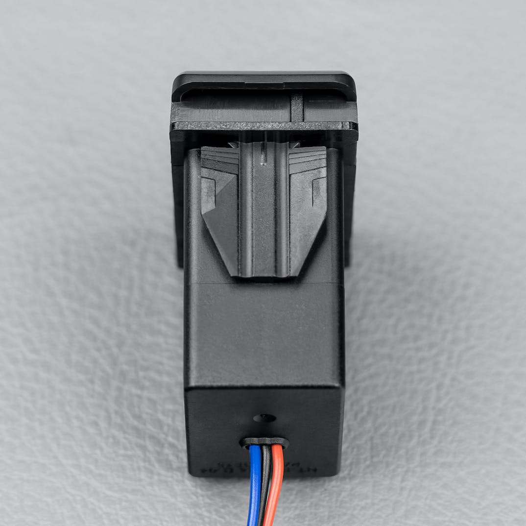 STEDI Rocker Switch USB C  USB A  Volt Meter USBCROKSWCH