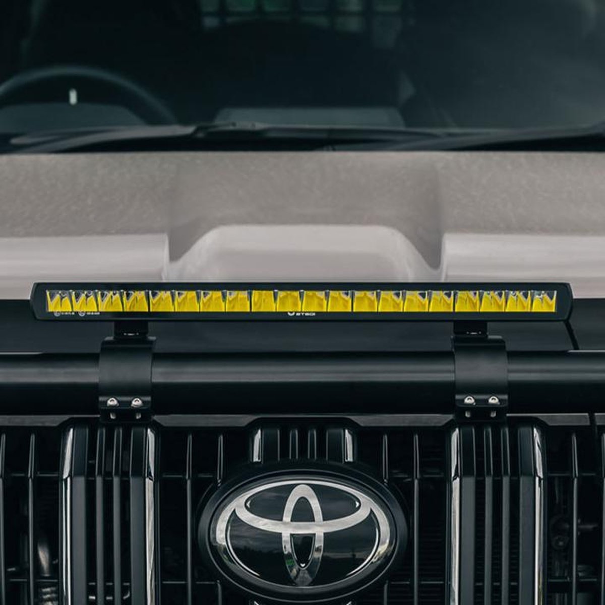 STEDI EMark Light Bar Single Row 20 LED  ST1K 215 Inch LEDST1K2020L