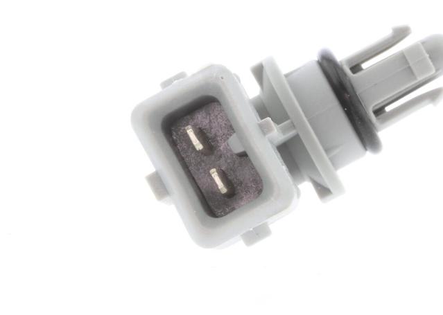 VEMO Intake Air Temperature Sender V46-72-0050
