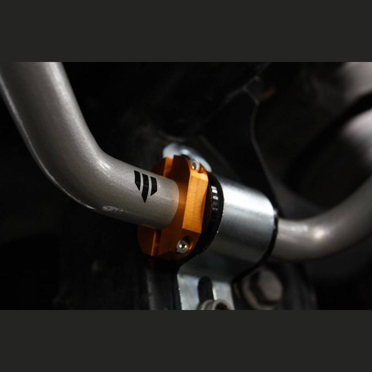 Whiteline KLL122 Bar Lateral Lock 22mm Universal Fitment