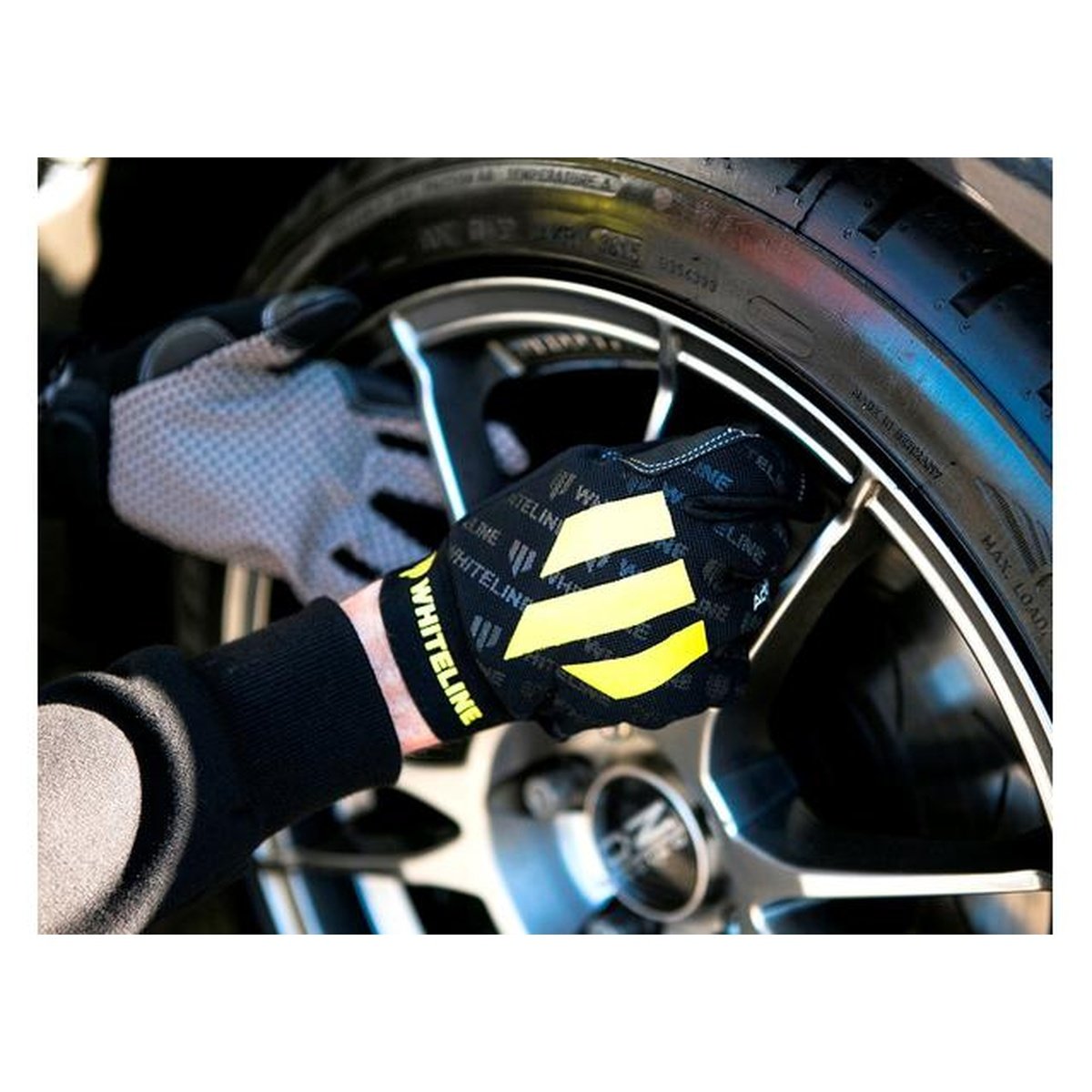 Whiteline KWM014 Gloves